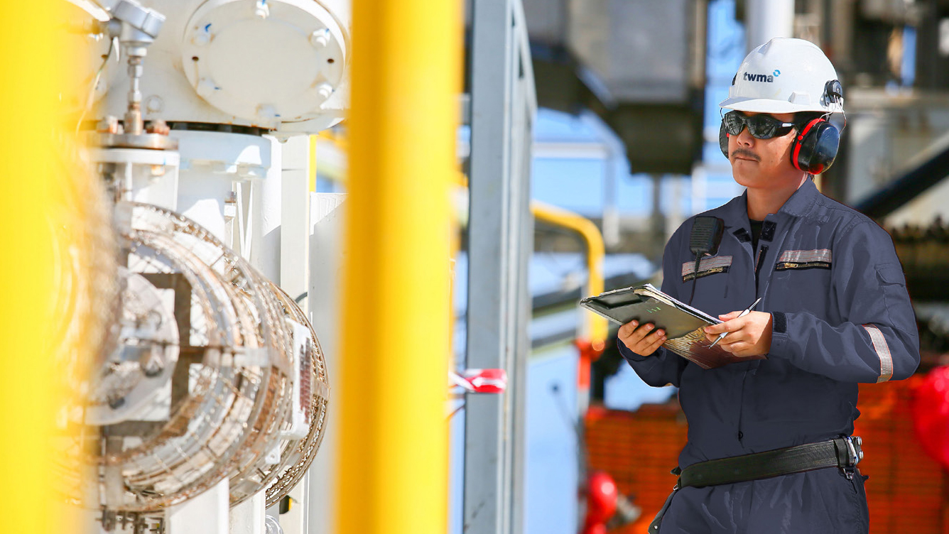 Pit & tank cleaning solution reduces slops by 60%.